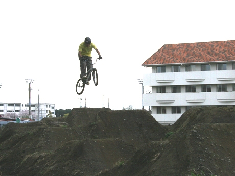 ������Х��ѥ���Ͳ��ˡ־���̴�勞�勞����סݥɥå�����BMX���